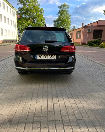 Volkswagen Passat cena 37000 przebieg: 268000, rok produkcji 2010 z Wrocław małe 379